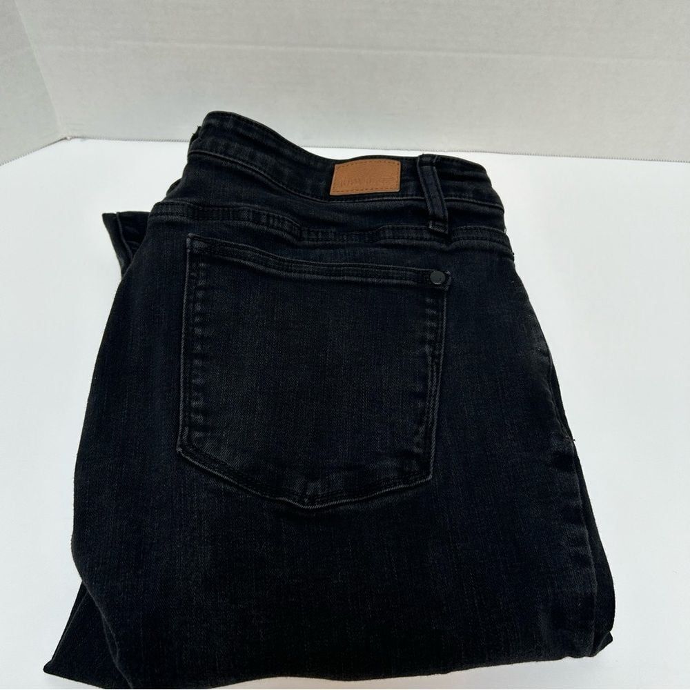 Judy Blue Black Mid-Rise Destroyed Slim Fit Raw Hem Jeans 13/31 Style #88137